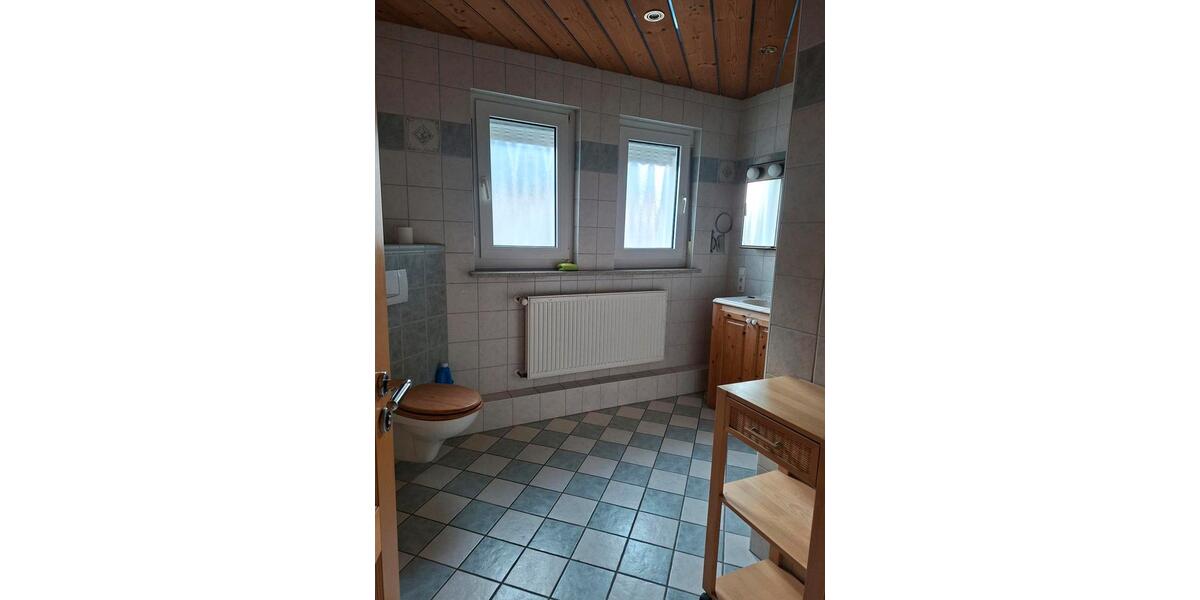 Etagenwohnung Bielefeld Mitte - 2.5 Zimmer, 75 m&sup2;, 850&euro; | Angebot:26411500