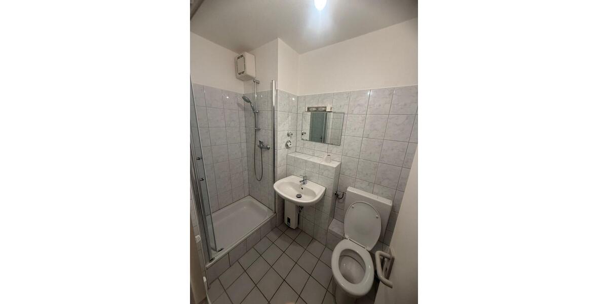 Etagenwohnung Essen Stadtbezirk VI - 1 Zimmer, 22 m&sup2;, 435&euro; | Angebot:26676691