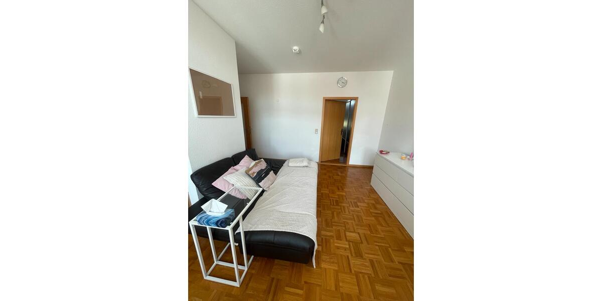 Dachgeschoßwohnung Meiningen - 2 Zimmer, 46 m&sup2;, 465&euro; | Angebot:26337116