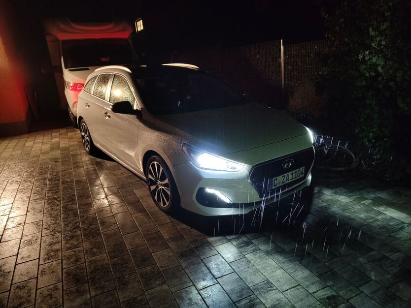 Hyundai i30 97.800 km 16.500 € Chemnitz 09128