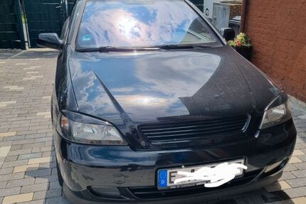 Opel Astra 195.800 km 1.950 € Essen 45327