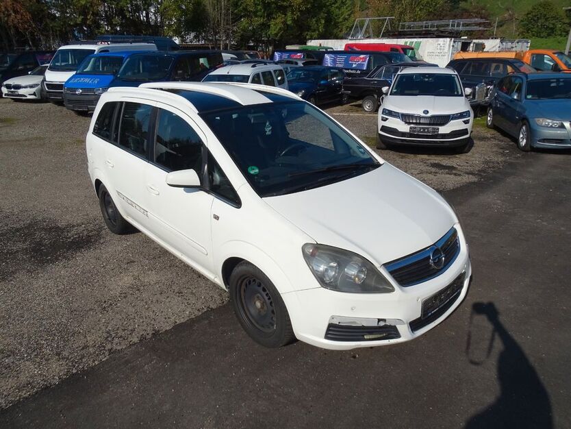 Opel Zafira 326.203 km 599 € Gengenbach 77723