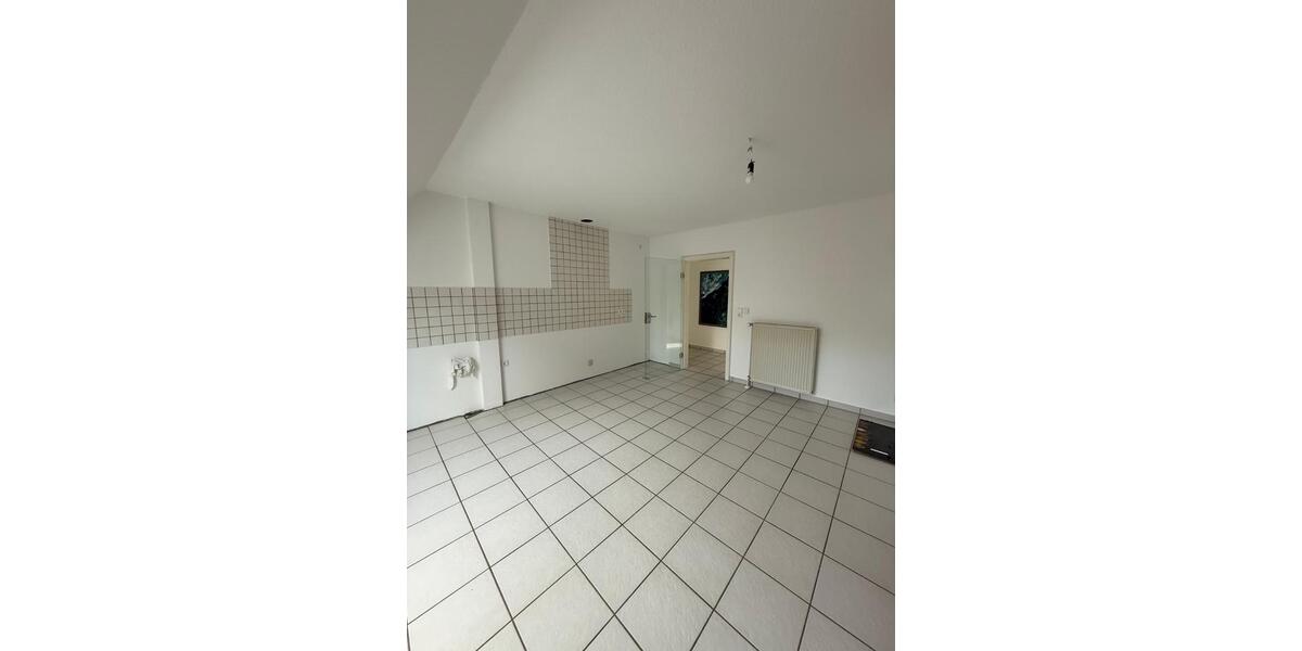 Etagenwohnung Hille - 3 Zimmer, 120 m&sup2;, 1.000&euro; | Angebot:25380033