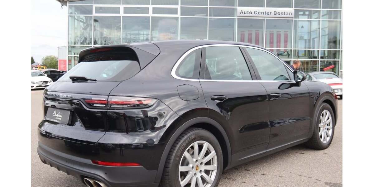 Porsche Cayenne S/SPORT-CHRONO-PAKET/ACC/KAMERA/1.HAND 89.000 km 55.900 &euro; Villingen-Schwenningen 78054