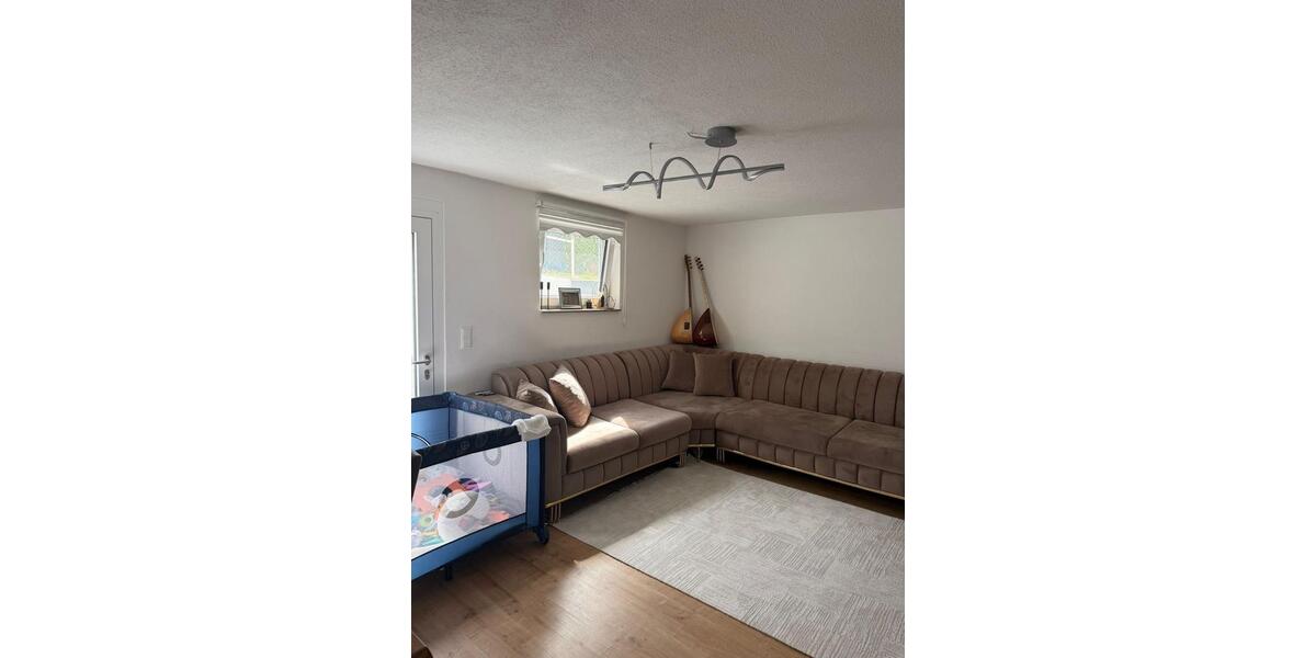 Etagenwohnung Vaihingen an der Enz - 3 Zimmer, 65 m&sup2;, 1.100&euro; | Angebot:26323331