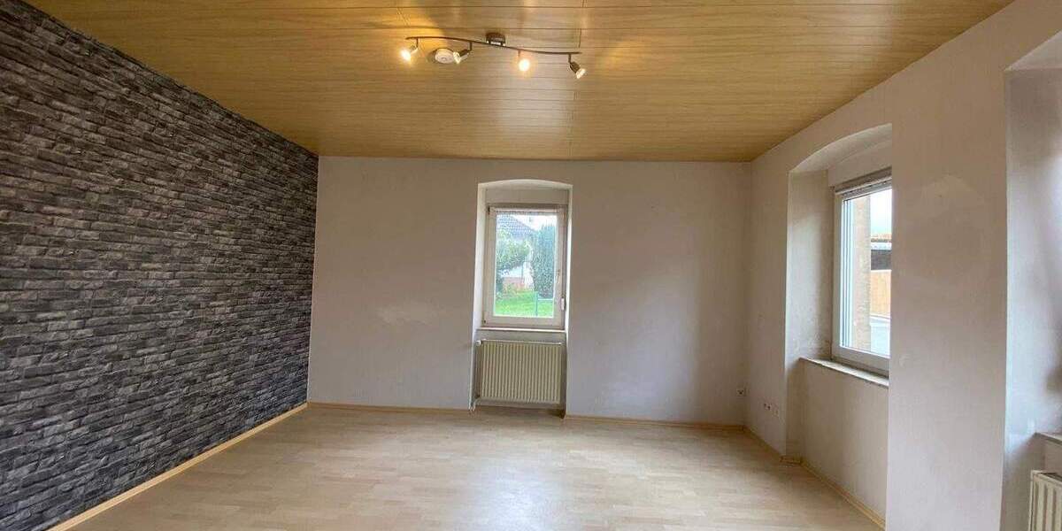 Schöne helle 3 Zimmerwohnung mit großem Balkon 3 zimmer