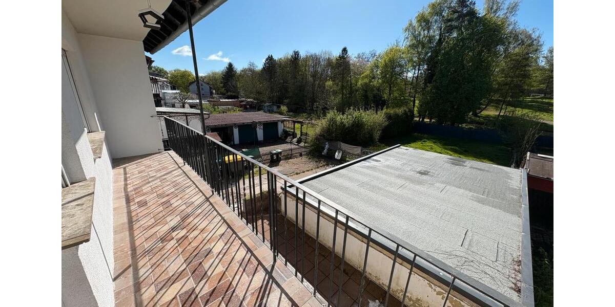 Etagenwohnung Saarlouis - 2 Zimmer, 95 m&sup2;, 900&euro; | Angebot:26393223