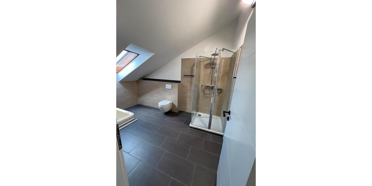 Dachgeschoßwohnung Schöllnach - 2 Zimmer, 60 m&sup2;, 600&euro; | Angebot:26465622