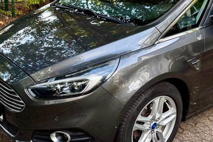 Ford S-Max 126.000 km 12.500 &euro; Bremen 28205