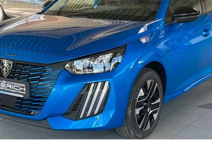 Peugeot 208 8.000 km 34.270 &euro; Rottweil 78628