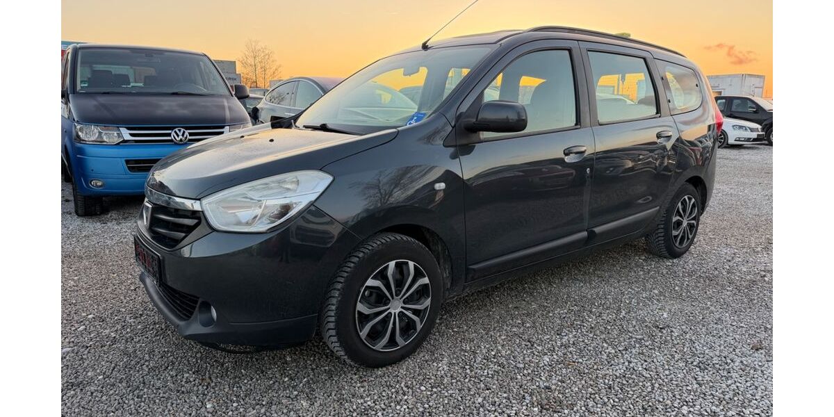 Dacia Lodgy 150.000 km 2.999 &euro; München 81829
