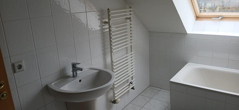 Dachgeschoßwohnung Fürstenwalde (Spree) - 3 Zimmer, 70 m&sup2;, 770&euro; | Angebot:26003511