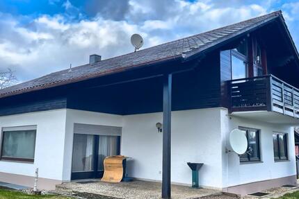 CHAM Janerhof - Erdgeschoßwohnung 110 qm - zu vermieten ab sofo 5 zimmer