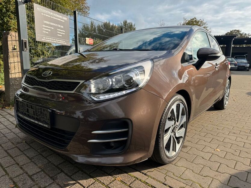 Kia Rio 68.307 km 9.300 € LUDWIGSHAFEN AM RHEIN 67071