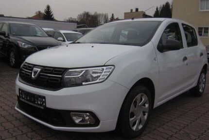 Dacia Sandero 35.231 km 7.899 &euro; Dresden 01219