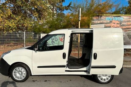 Opel Combo 168.000 km 6.664 &euro; Berlin 13597