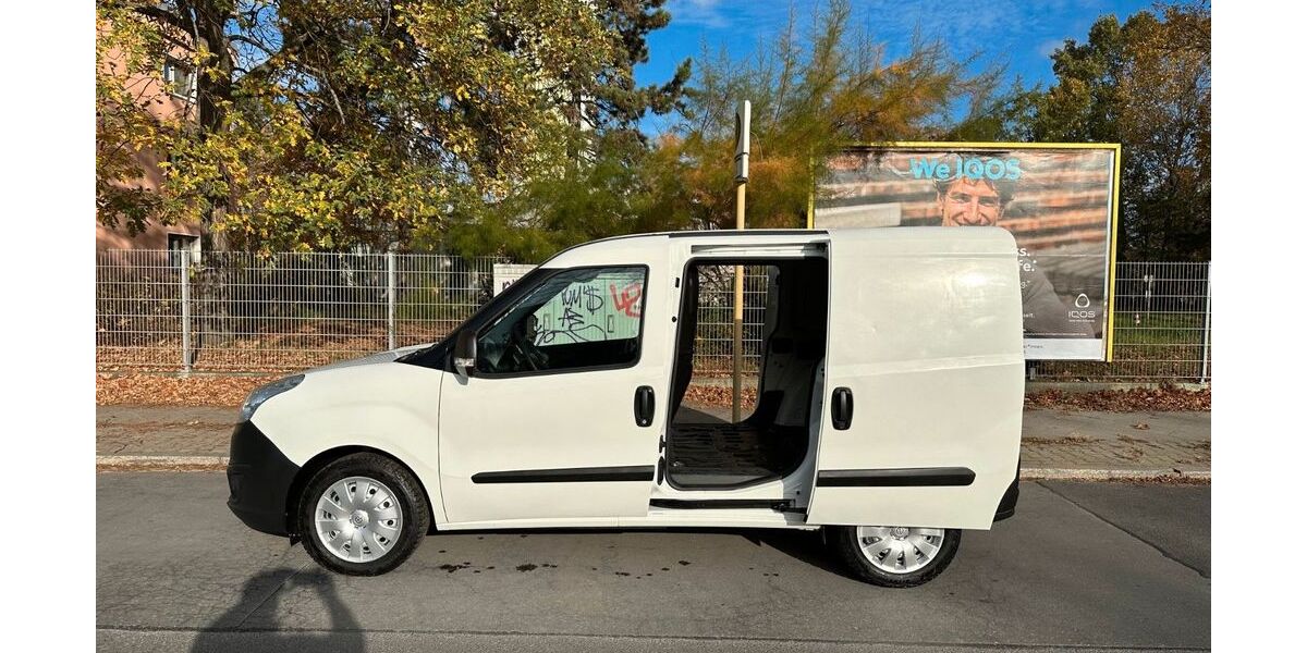 Opel Combo 168.000 km 6.783 &euro; Berlin 13597