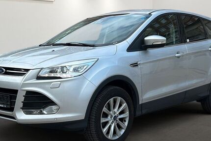 Ford Kuga 76.419 km 12.699 € Berlin 12681