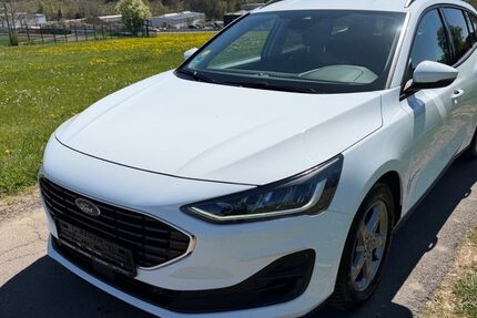 Ford Focus 52.000 km 16.990 &euro; Kirchhundem 57399