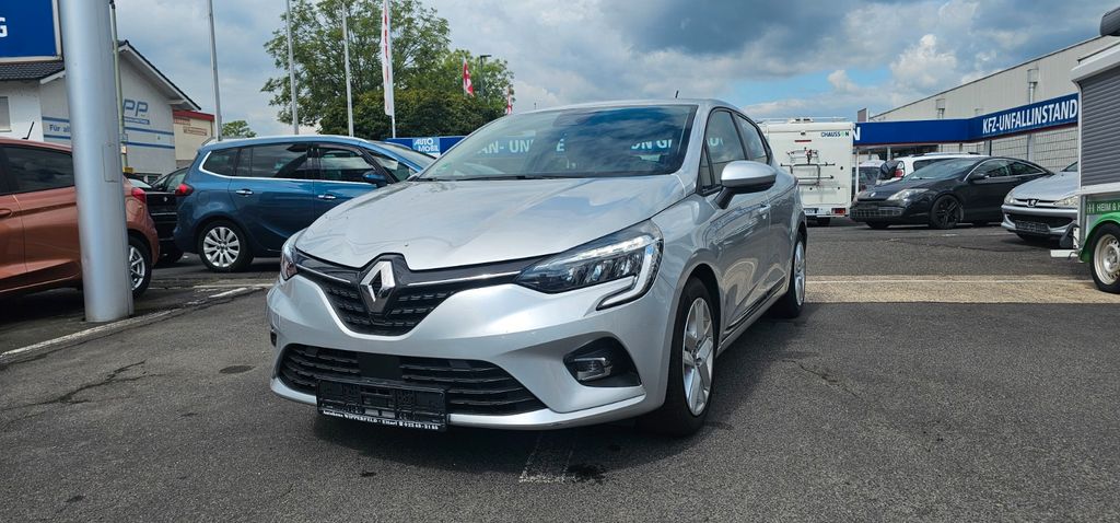 Renault Clio 49.985 km 10.990 &euro; Eitorf 53783