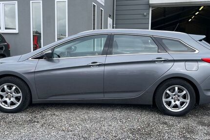 Hyundai i40 295.000 km 4.400 &euro; Euskirchen 53881