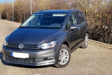 VW Touran 99.000 km 17.900 &euro; Weimar 99425