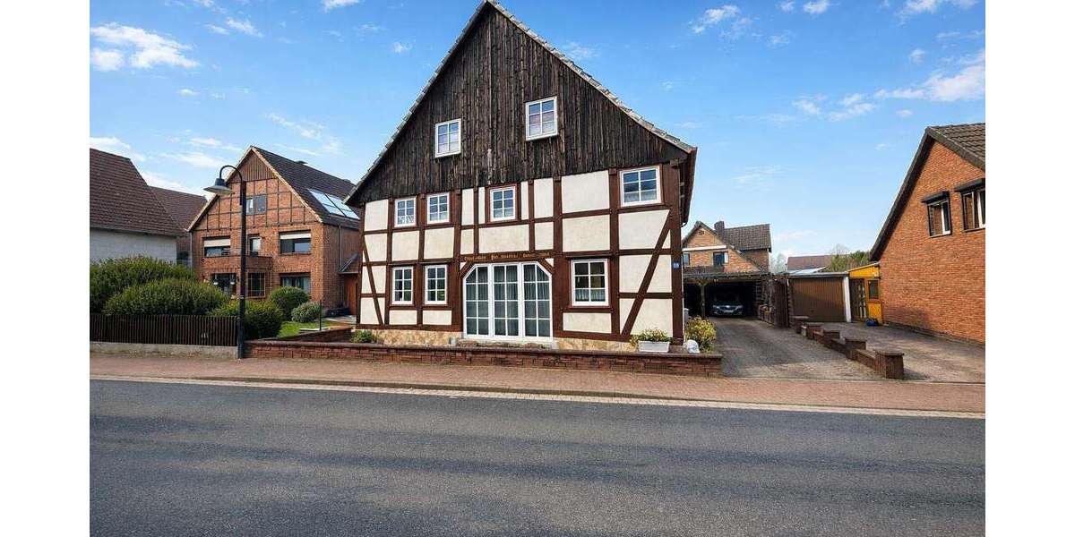 Einfamilienhaus Aerzen - 8 Zimmer, 165 m&sup2;, 165.000&euro; | Angebot:25997375