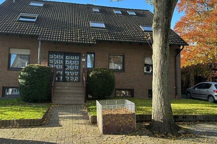 Freistehendes Zweifamilienhaus mit großem Garten in ruhiger Lage von Lünen 8 zimmer