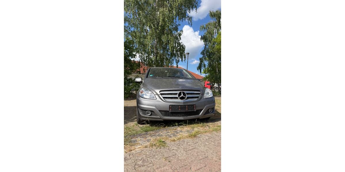 Mercedes-Benz B 150 121.850 km 4.999 &euro; Golzow 14778