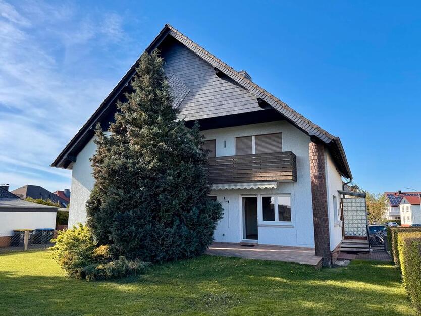 Ein- bis Zweifamilienhaus mit viel Potential
