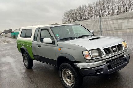 Nissan PickUp 112.000 km 2.400 &euro; berlin 13089