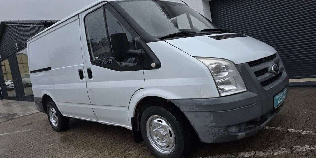 Ford Transit 99.000 km 5.500 &euro; Stuttgart 70563