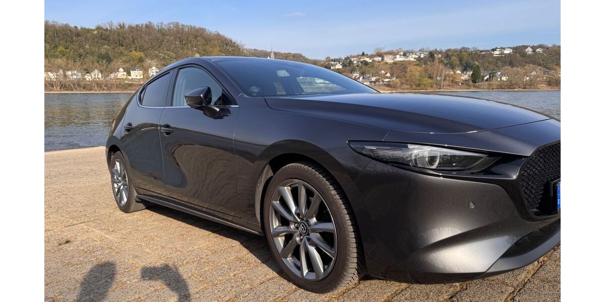 Mazda 3 38.000 km 20.999 &euro; Remagen 53424