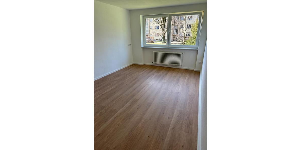 Etagenwohnung Karlsruhe Neureut - 2 Zimmer, 55 m&sup2;, 214.880&euro; | Angebot:25936895