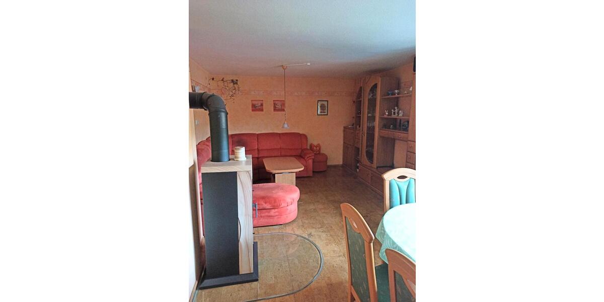 Mehrfamilienhaus, Wohnhaus Schotten - 5 Zimmer, 160 m&sup2;, 210.000&euro; | Angebot:25877277