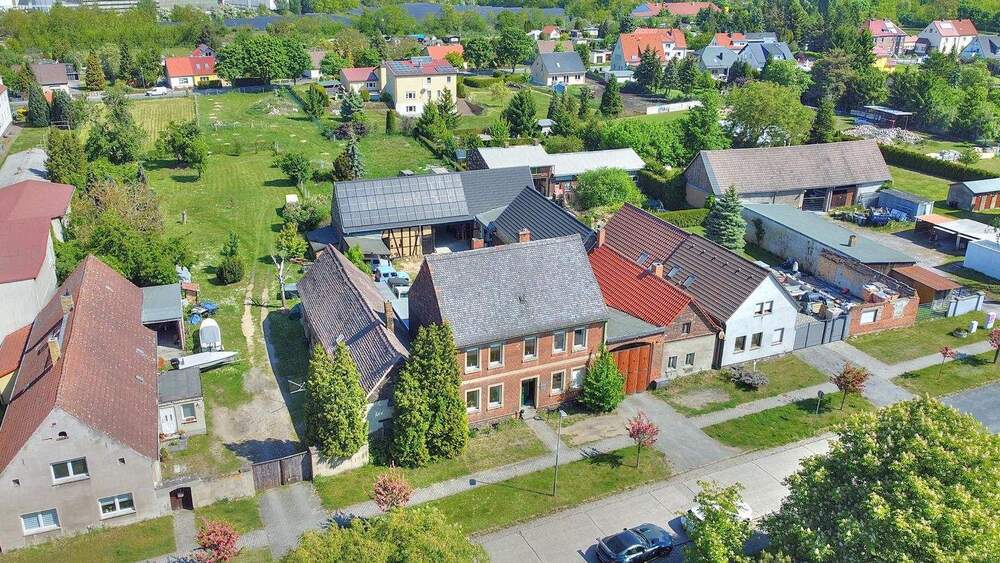 Bauernhaus, Landhaus Gräfenhainichen Möhlau - 5 Zimmer, 169 m&sup2;, 450.000&euro; | Angebot:25778775