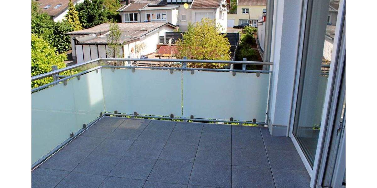 Etagenwohnung Königswinter Thomasberg - 3 Zimmer, 94 m&sup2;, 1.240&euro; | Angebot:25780275