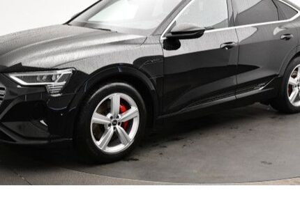Audi Q8 7.774 km 62.690 &euro; Wolfsburg 38440