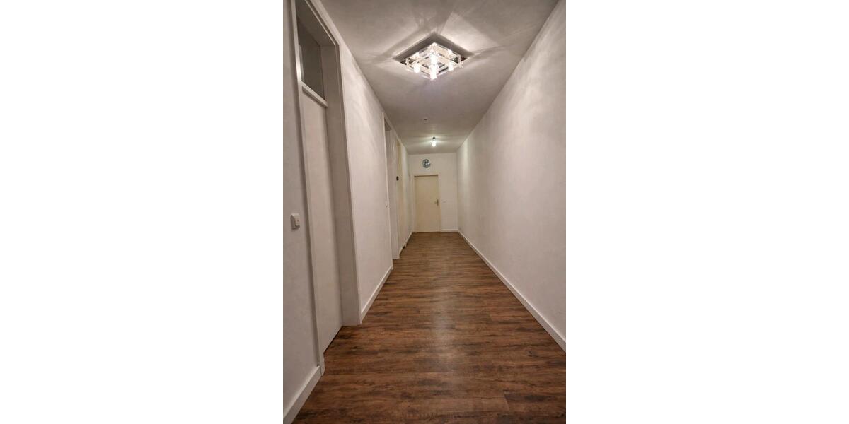 Erdgeschoßwohnung Apolda - 3 Zimmer, 78 m&sup2;, 700&euro; | Angebot:25656627