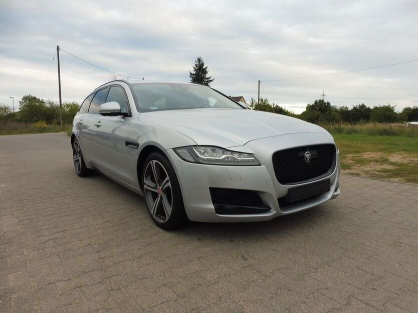 Jaguar XF 153.000 km 21.200 € Ingelheim 55218