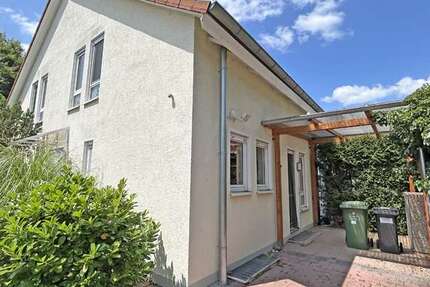 Haus zum Mieten in Linkenheim-Hochstetten 1.370 € 124 m²