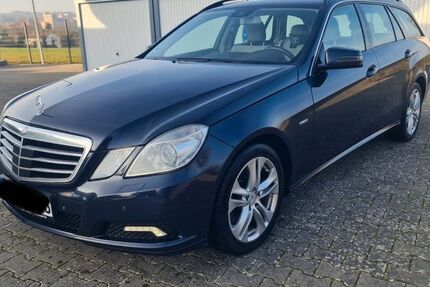 Mercedes-Benz E 350 340.000 km 4.990 &euro; Kriegsfeld 67819