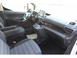 Opel Combo Life E Ultimate 37.750 km 23.990 &euro; Bad Endbach 35080