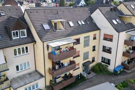 SHG+++ Kernsanierte 2,5-Zimmer-Wohnung mit großem Balkon 2 zimmer