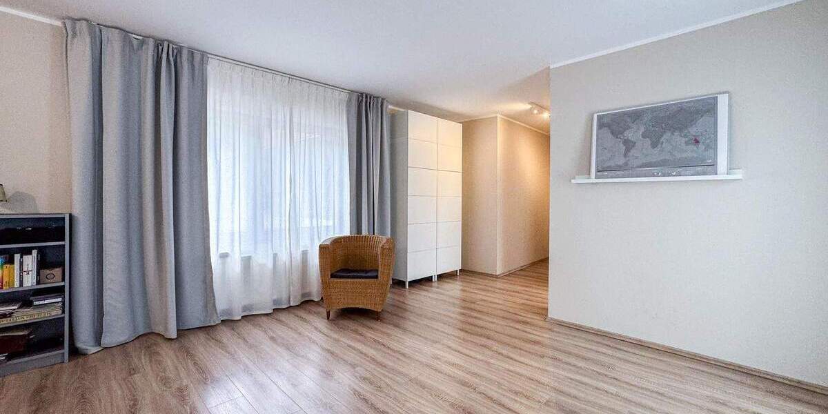 Etagenwohnung Werl Holtum - 4 Zimmer, 238 m&sup2;, 349.000&euro; | Angebot:24516953