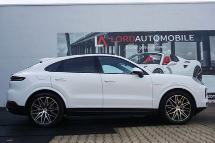 Porsche Cayenne 19.250 km 92.999 &euro; Stuttgart 70499