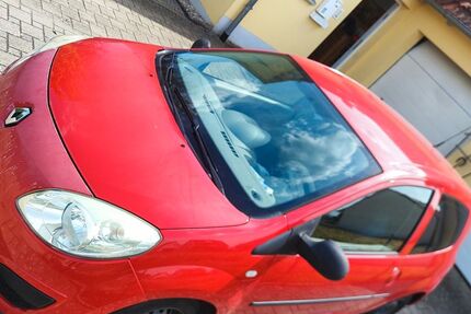Renault Twingo 95.000 km 750 &euro; Berg 92348
