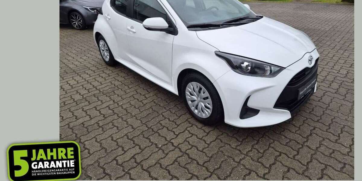Toyota Yaris 21.995 km 13.888 &euro; Halle 06130