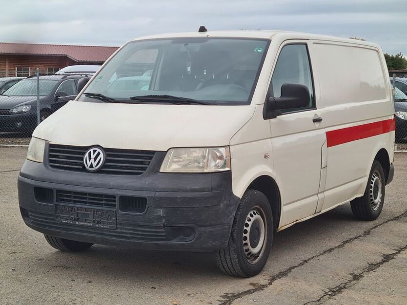 VW T5 Transporter 296.000 km 3.800 € Schemmerhofen 88433