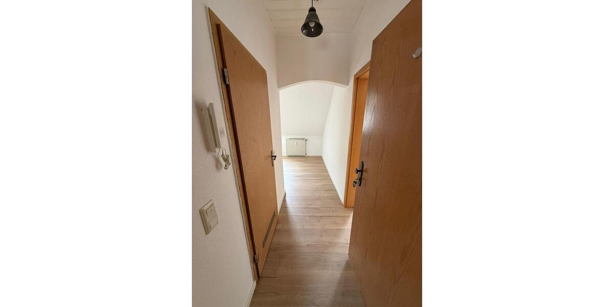 Etagenwohnung Neustadt an der Weinstraße Diedesfeld - 4 Zimmer, 100 m&sup2;, 950&euro; | Angebot:26688069